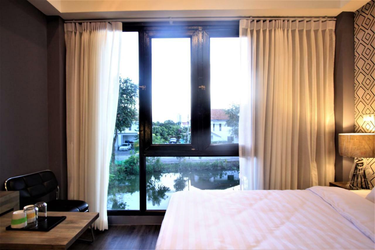 The Nichehome Waterside Living Chiang Mai Exterior foto